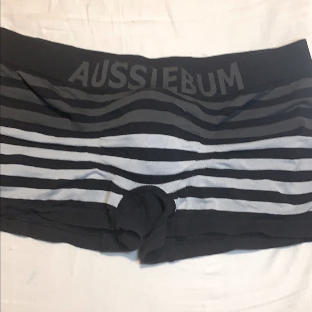 Black and grey striped Aussiebum trunk, L (NWOT)